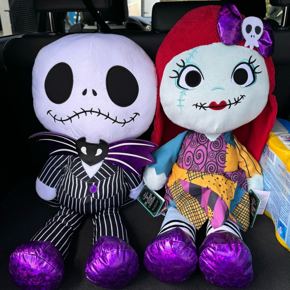 NWT Jack and Sally 2.8ft Plush
